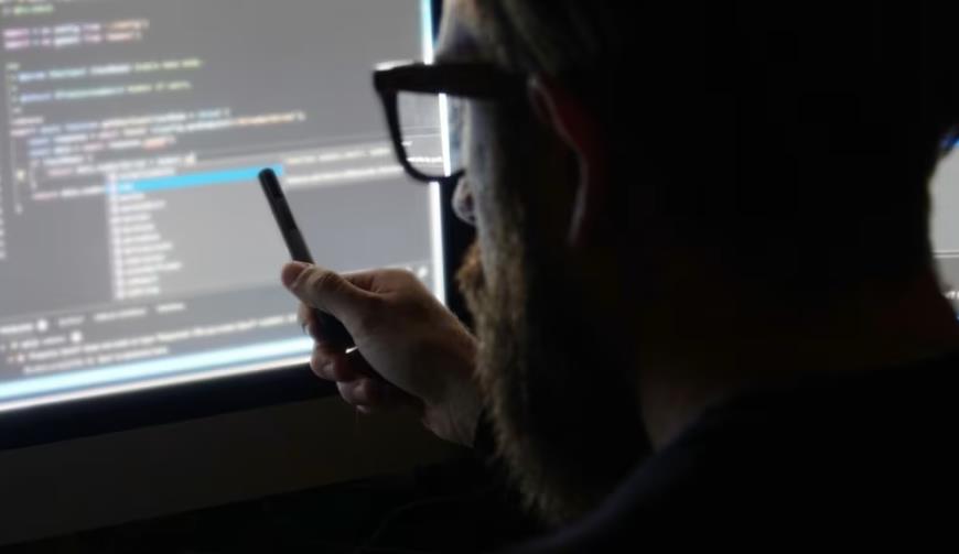 黄冈小程序开发公司企业部署风险控制：合作伙伴储备模式的关键要素